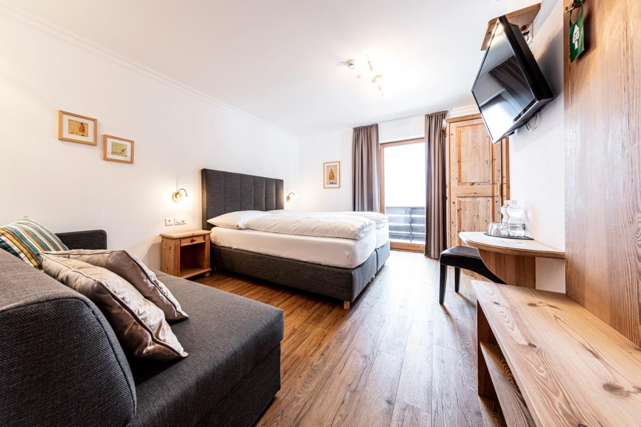 Hotel Filli Scuol Luaran gambar