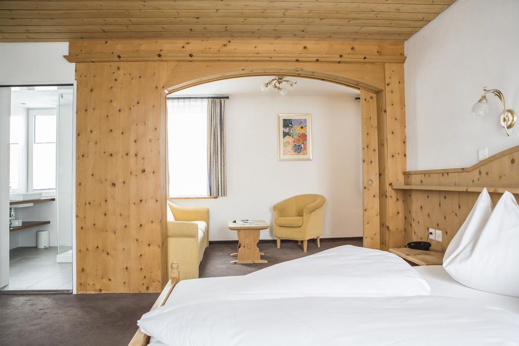 Hotel Filli Scuol Luaran gambar